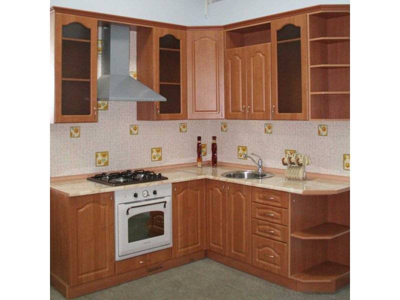 угловая кухня в Калининграде