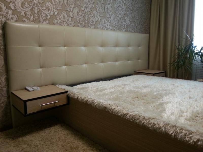 кровать с мягким изголовьем в Калининграде