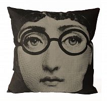 подушка с портретом лины пьеро форназетти glasses в Калининграде