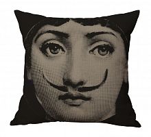 подушка с портретом лины пьеро форназетти whiskers в Калининграде